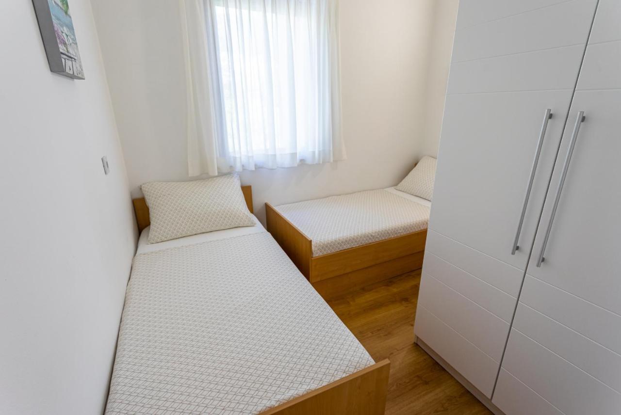 Apartments House Barbara 2 Kornić Zewnętrze zdjęcie